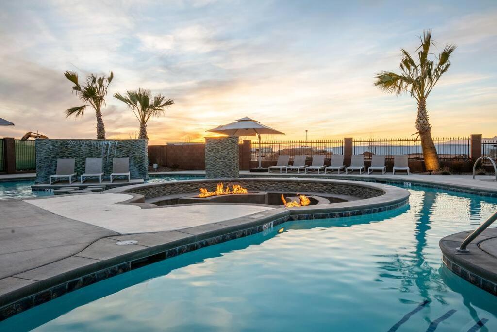 Savannah’s Zion Retreat-sleeps 14 * Hurricane